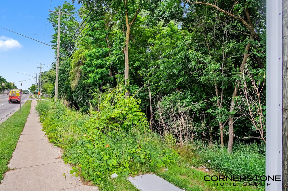 2345 Lake Michigan Drive NW Grand Rapids, MI 49504