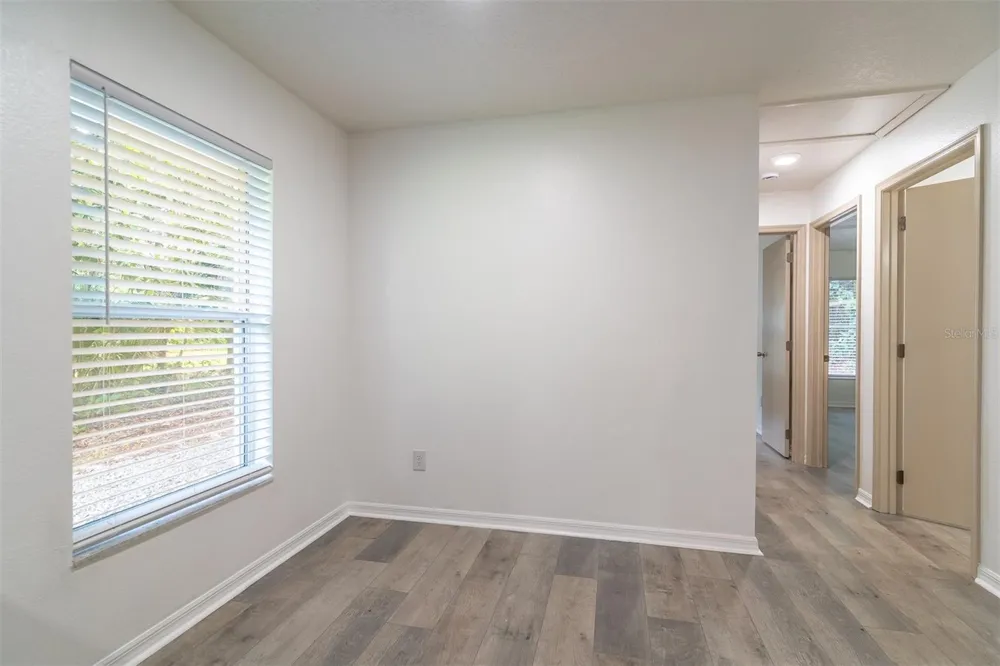 497 W BERESFORD ROAD Deland, FL 32720