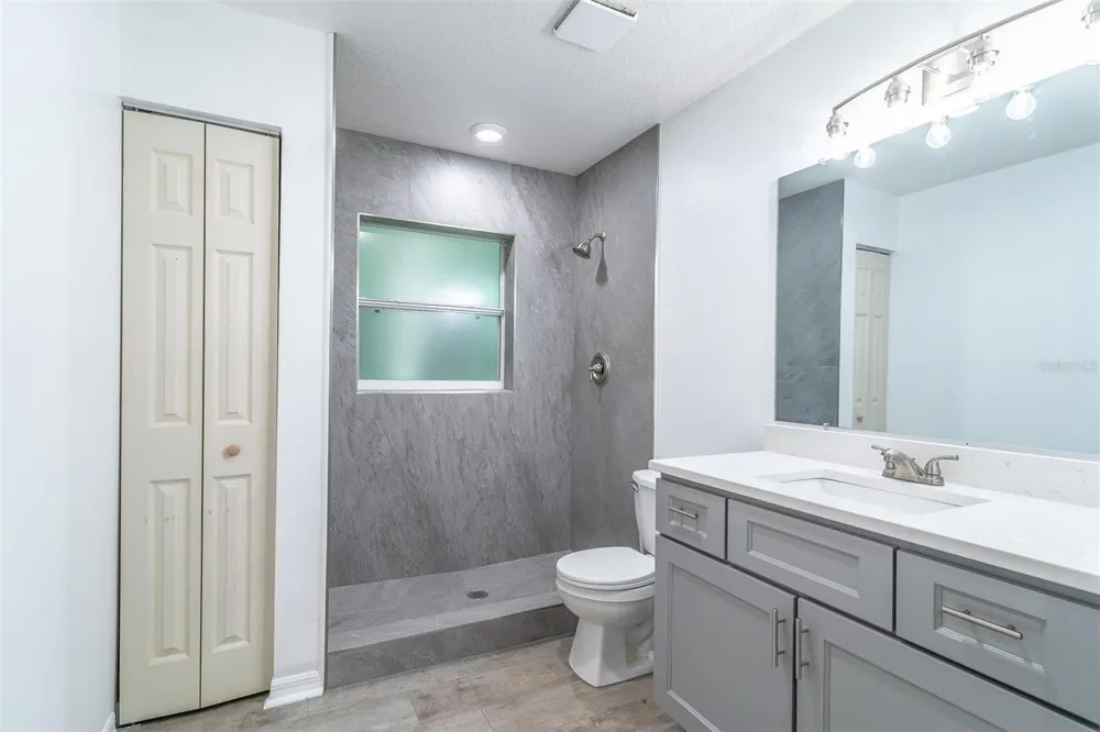 497 W BERESFORD ROAD Deland, FL 32720