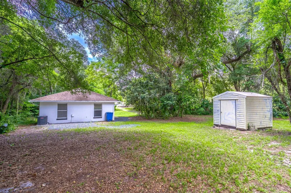 497 W BERESFORD ROAD Deland, FL 32720
