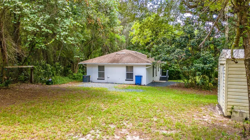 497 W BERESFORD ROAD Deland, FL 32720