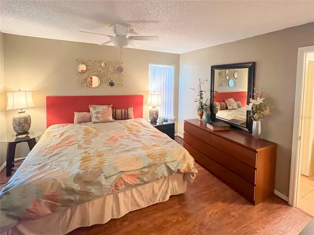 4009 CROCKERS LAKE BOULEVARD #11 Sarasota, FL 34238