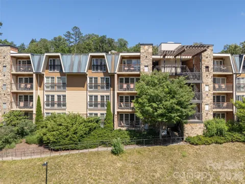 208 Bowling Park Road #208