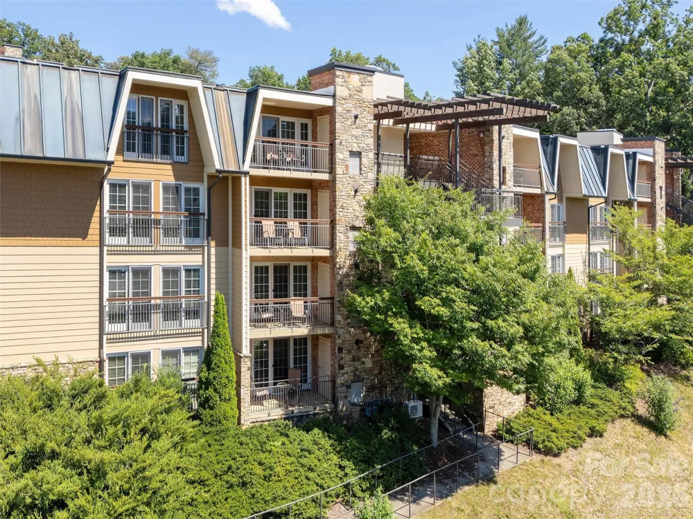 208 Bowling Park Road #208 Asheville, NC 28803