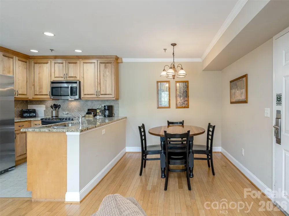 208 Bowling Park Road #208 Asheville, NC 28803