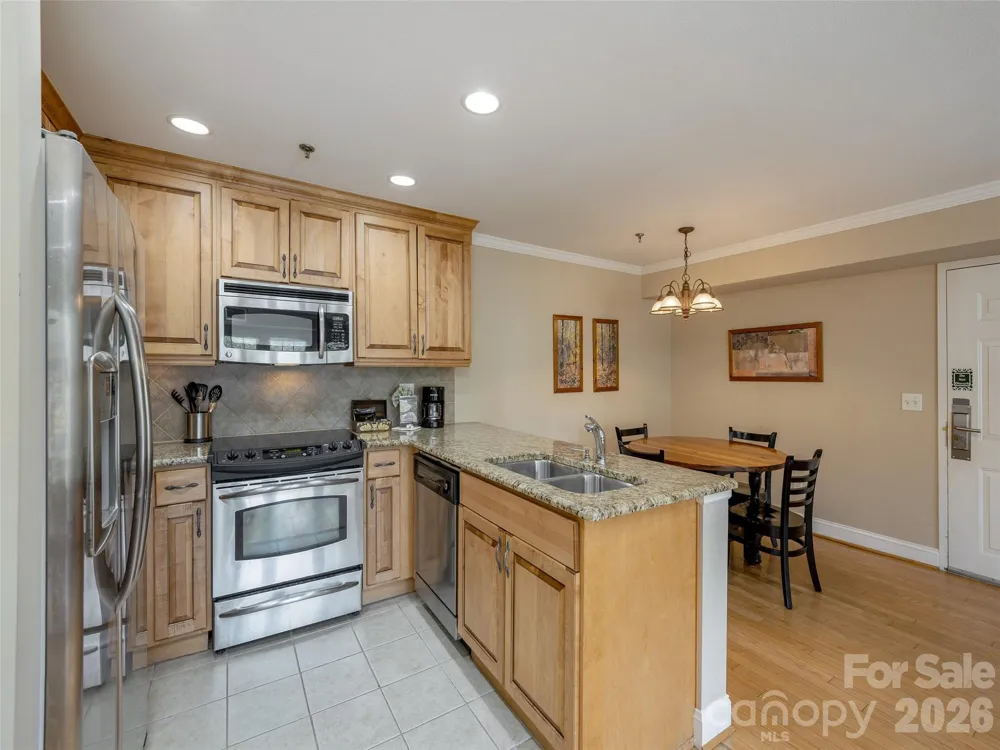 208 Bowling Park Road #208 Asheville, NC 28803