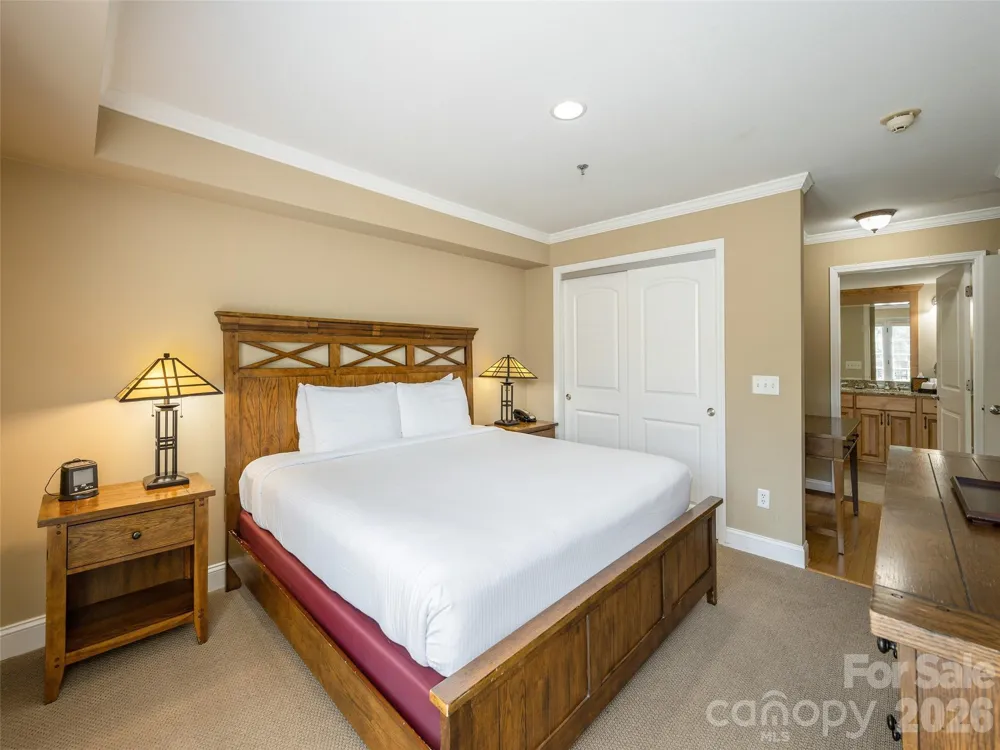 208 Bowling Park Road #208 Asheville, NC 28803