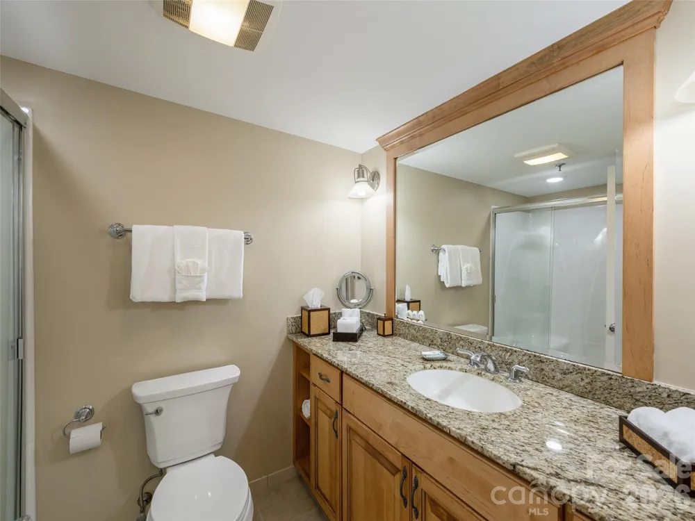 208 Bowling Park Road #208 Asheville, NC 28803