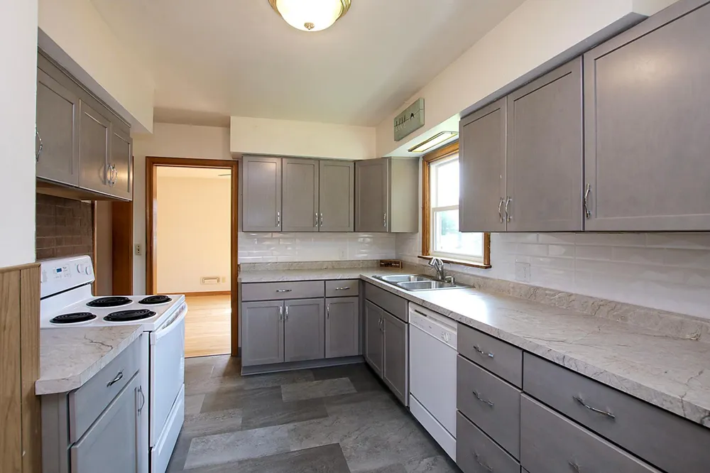230 Main Street Green Isle, MN 55338