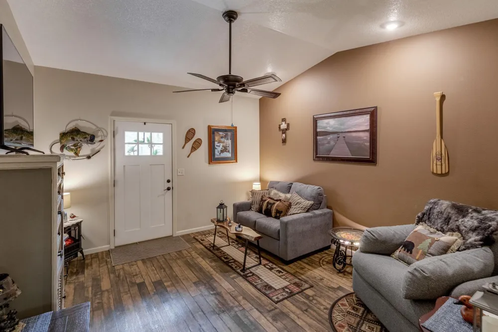 5870 Fledgling Way Drive NW Walker, MN 56484