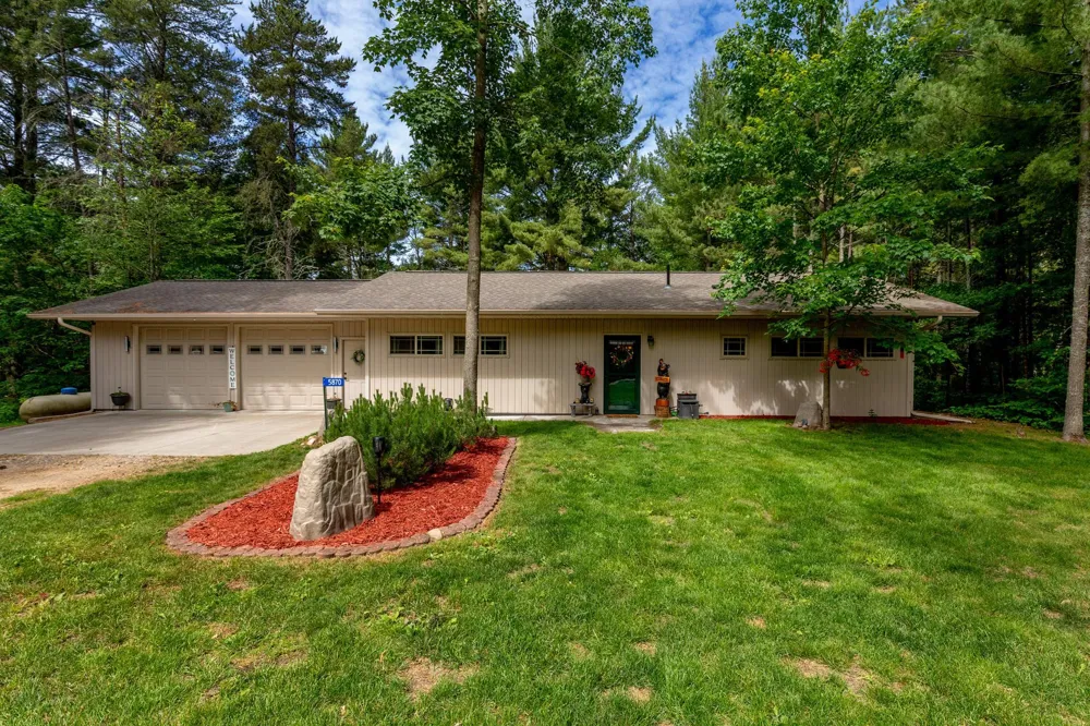 5870 Fledgling Way Drive NW Walker, MN 56484