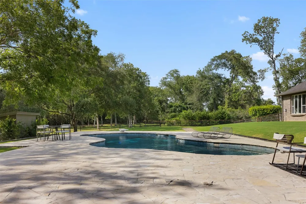7521 Schoenau Road Brenham, TX 77833