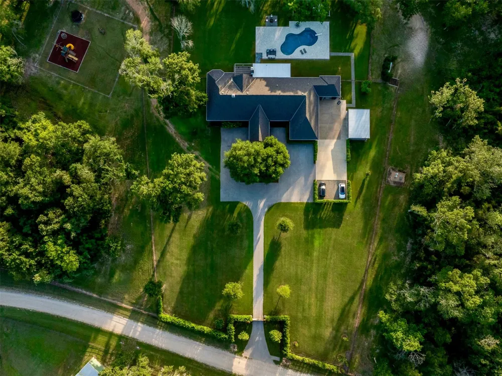 7521 Schoenau Road Brenham, TX 77833