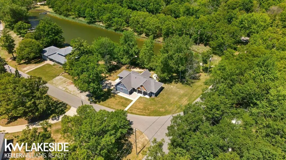 9790 N. Island View Caseville Township, MI 48755