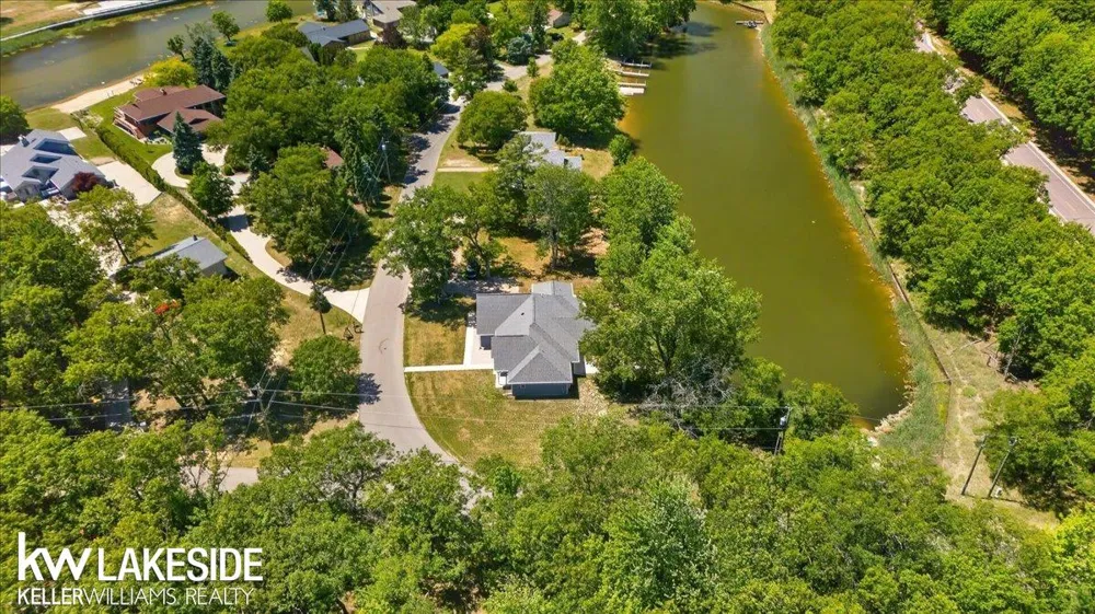 9790 N. Island View Caseville Township, MI 48755