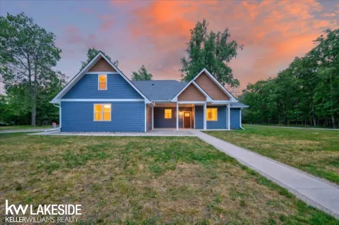 9790 N. Island View