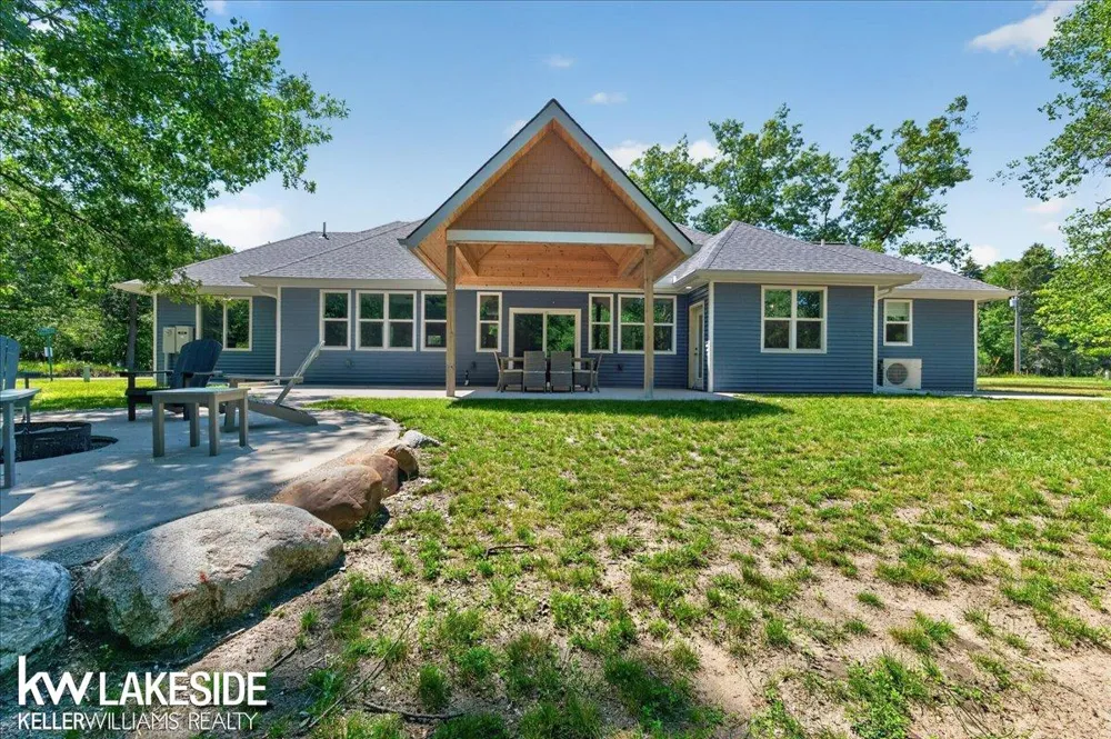 9790 N. Island View Caseville Township, MI 48755