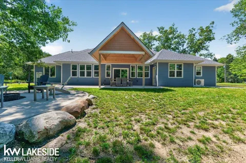9790 N. Island View