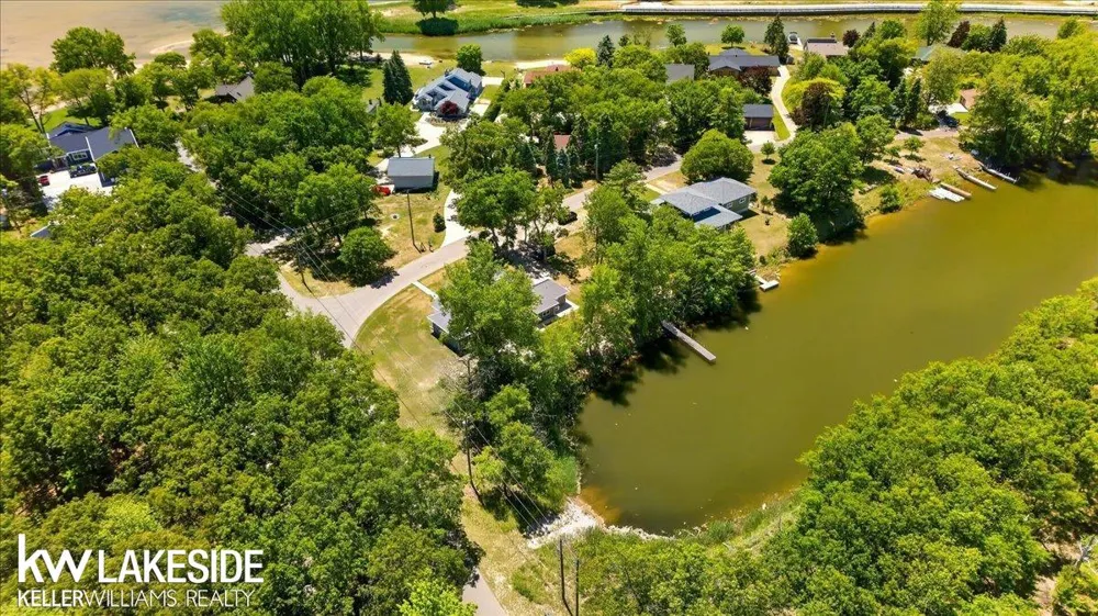9790 N. Island View Caseville Township, MI 48755