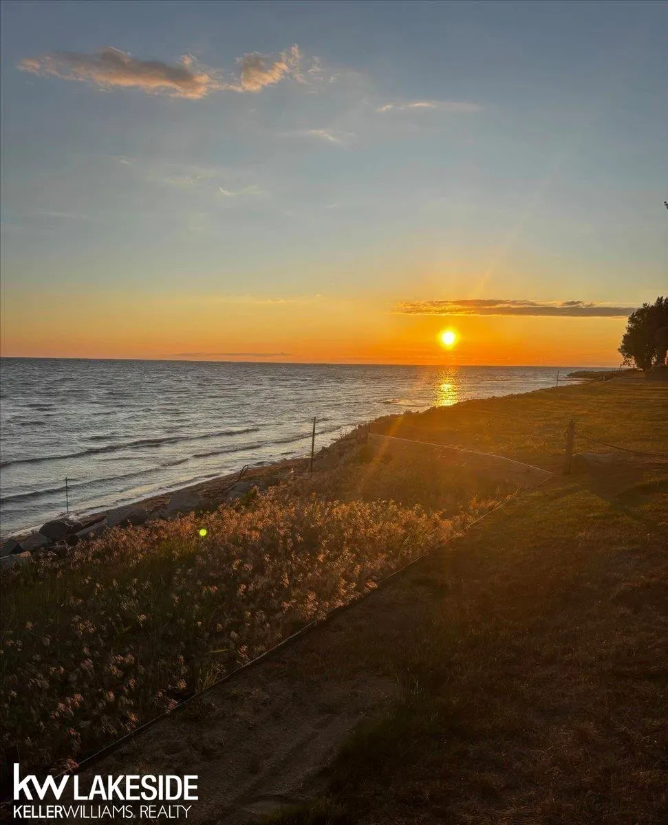 9790 N. Island View Caseville Township, MI 48755