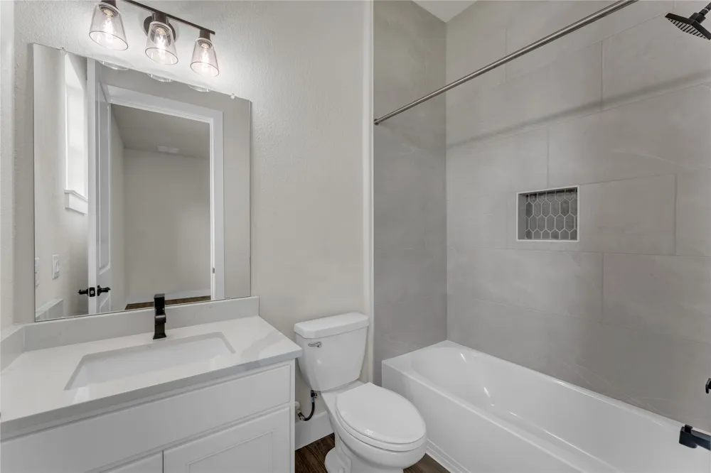 108 Double Circle Burnet, TX 78611