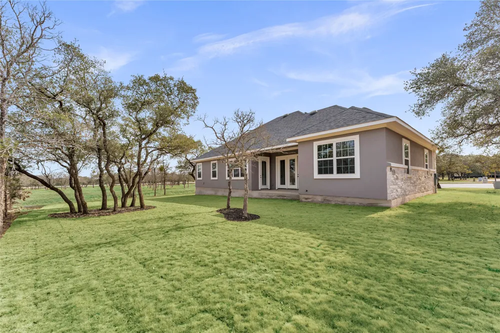 108 Double Circle Burnet, TX 78611