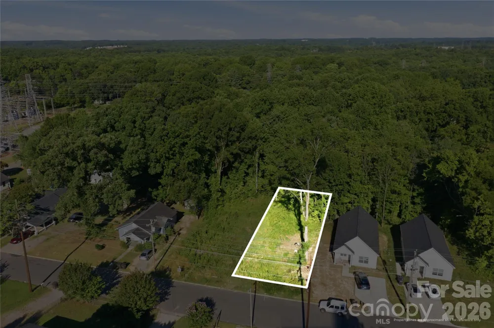 1324 7th Street Statesville, NC 28677