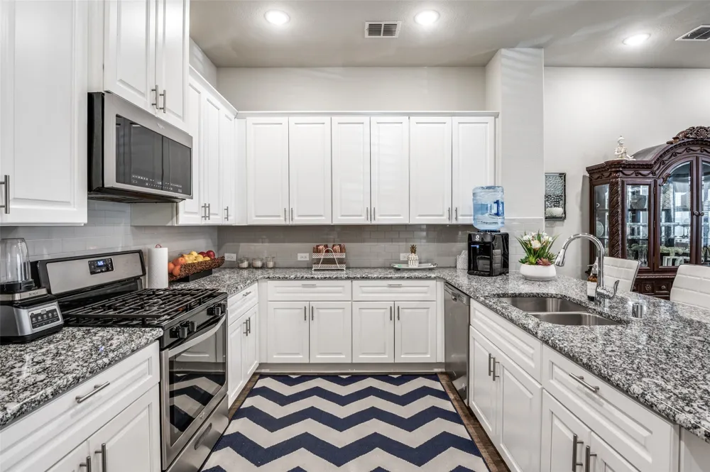 1560 Windermere Way Farmers Branch, TX 75234