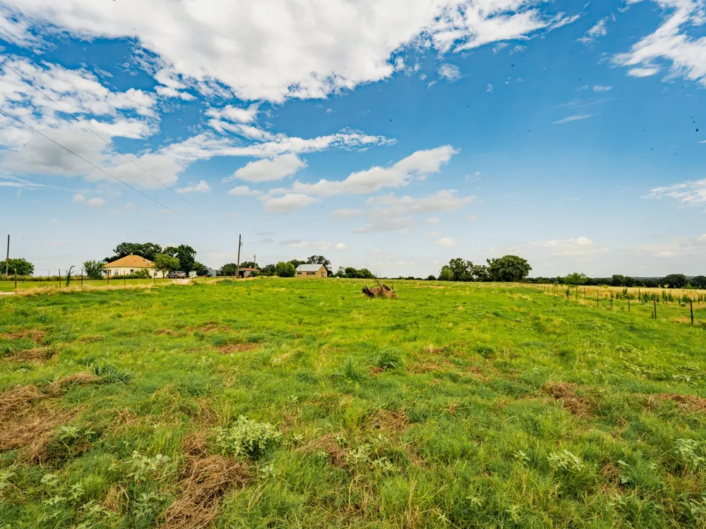 207 Cr-1750 Chico, TX 76431