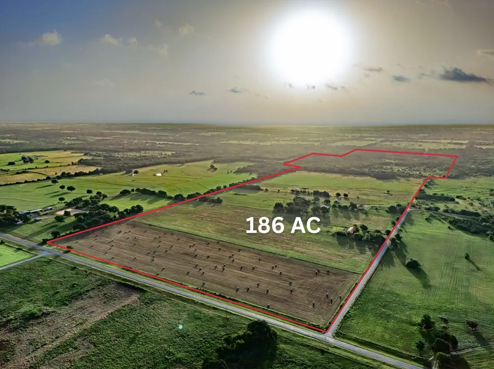 207 Cr-1750 Chico, TX 76431