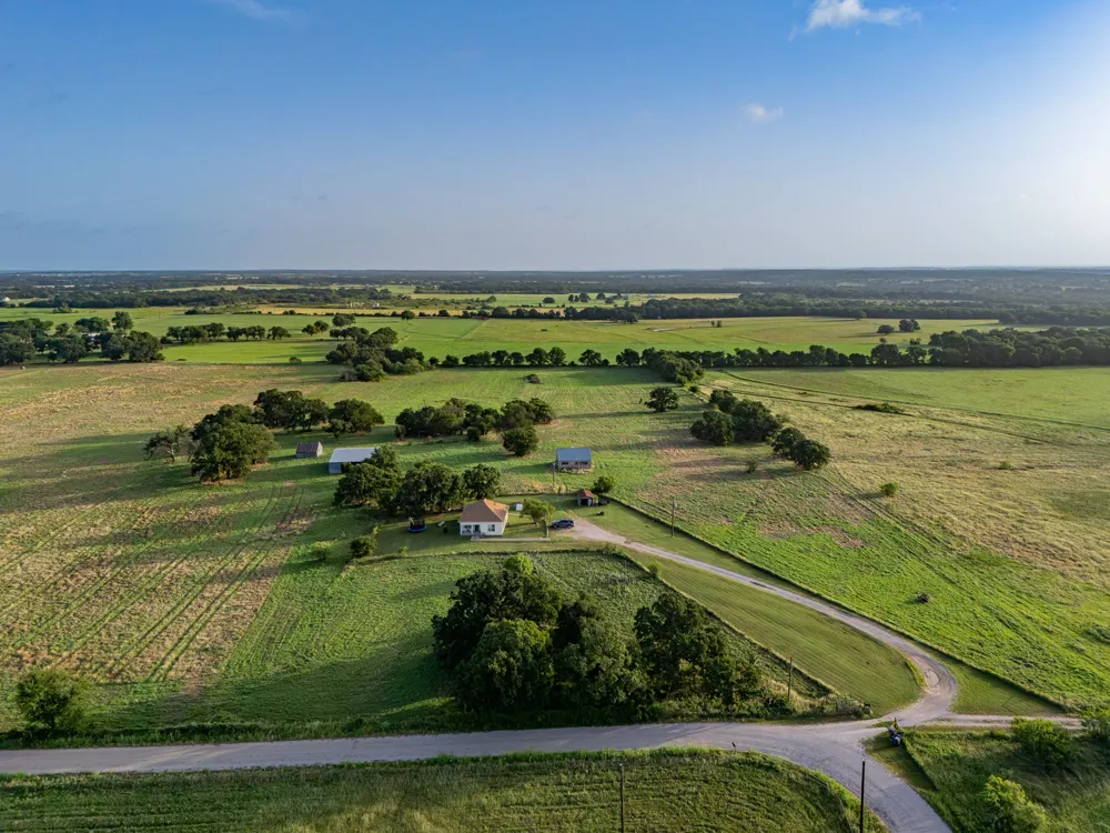 207 Cr-1750 Chico, TX 76431