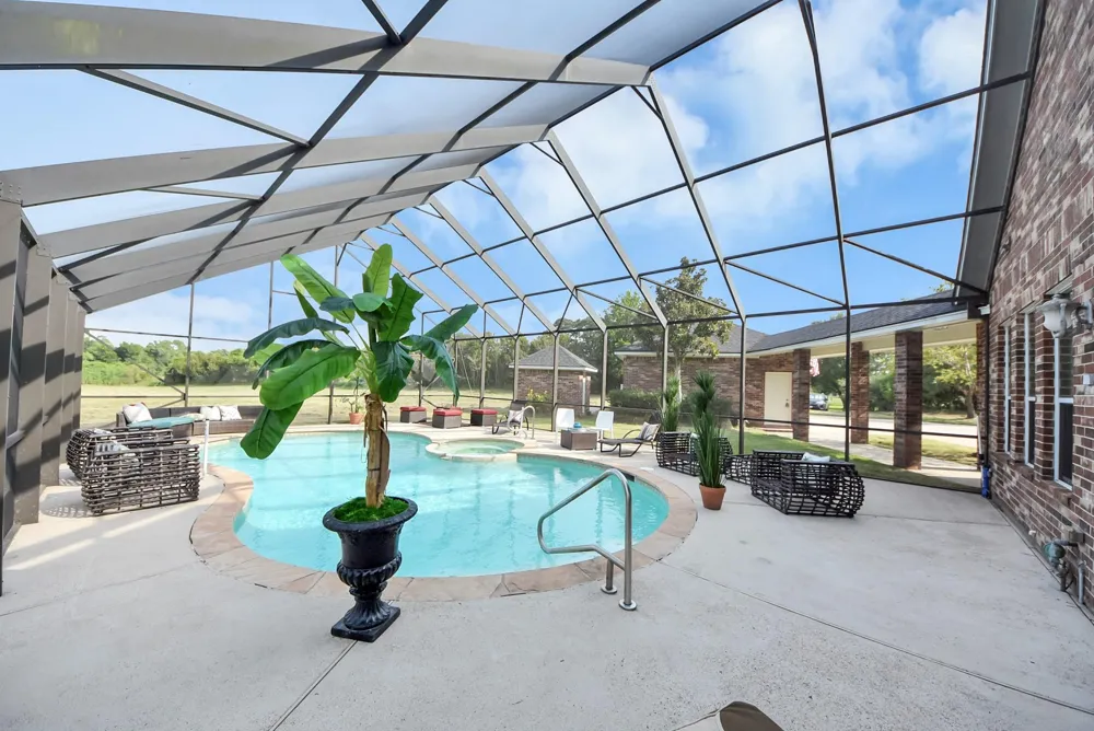 3237 Avenue G 1/2 Santa Fe, TX 77510