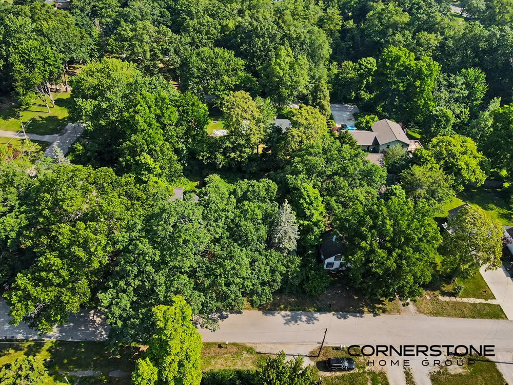 410 Peach Street Fruitport, MI 49415