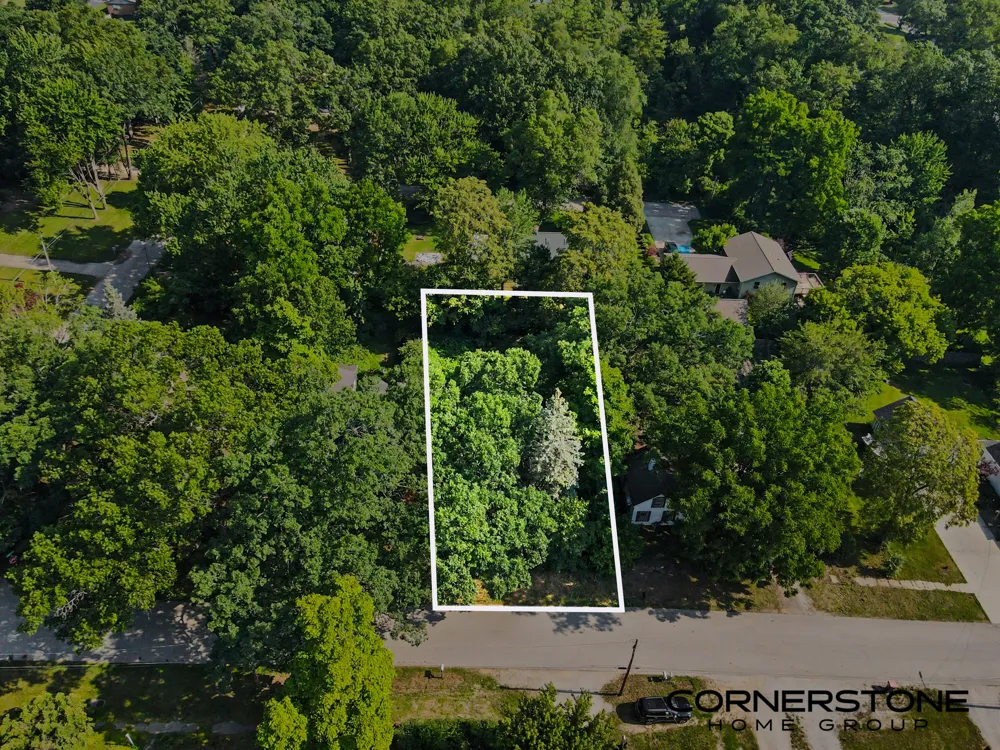 410 Peach Street Fruitport, MI 49415