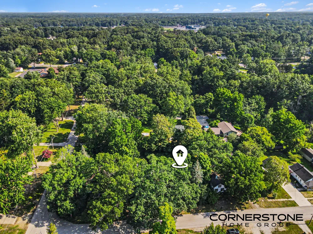 410 Peach Street Fruitport, MI 49415