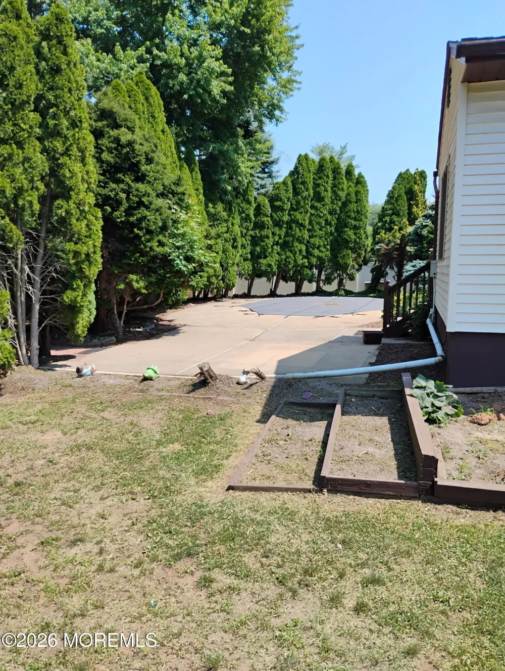 77 Schwinn Drive Clark, NJ 07066