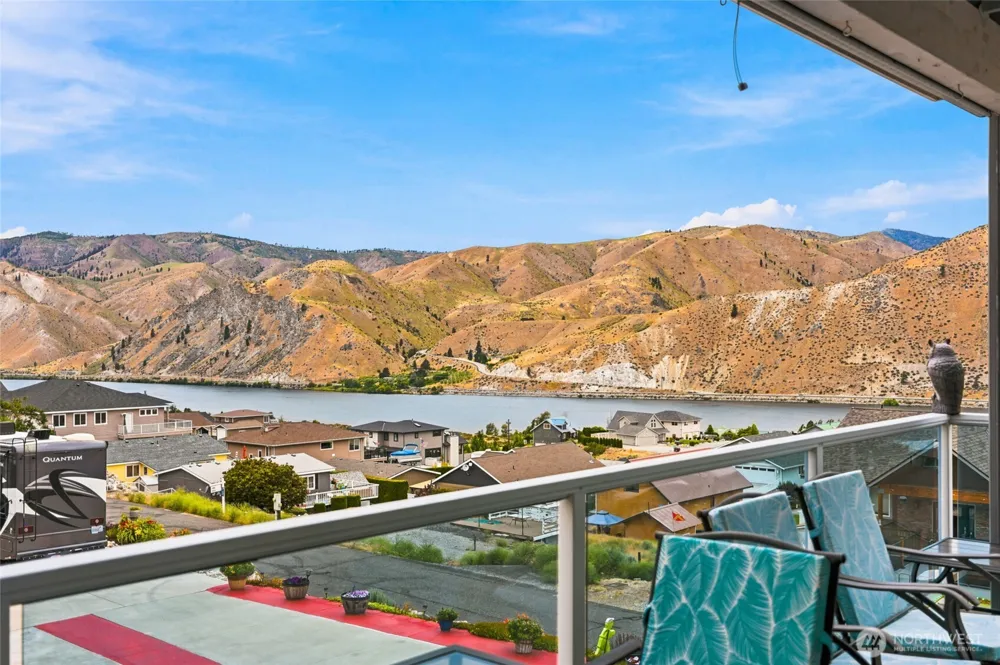 380 Entiat Place Orondo, WA 98843