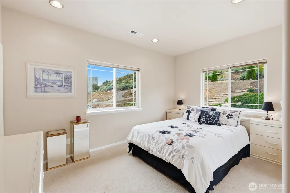 380 Entiat Place Orondo, WA 98843