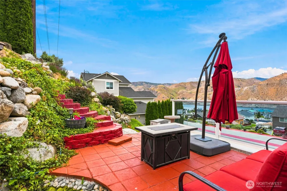 380 Entiat Place Orondo, WA 98843