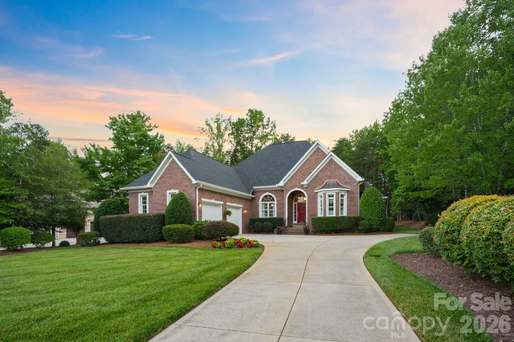 4325 Artesian Cove Court Denver, NC 28037