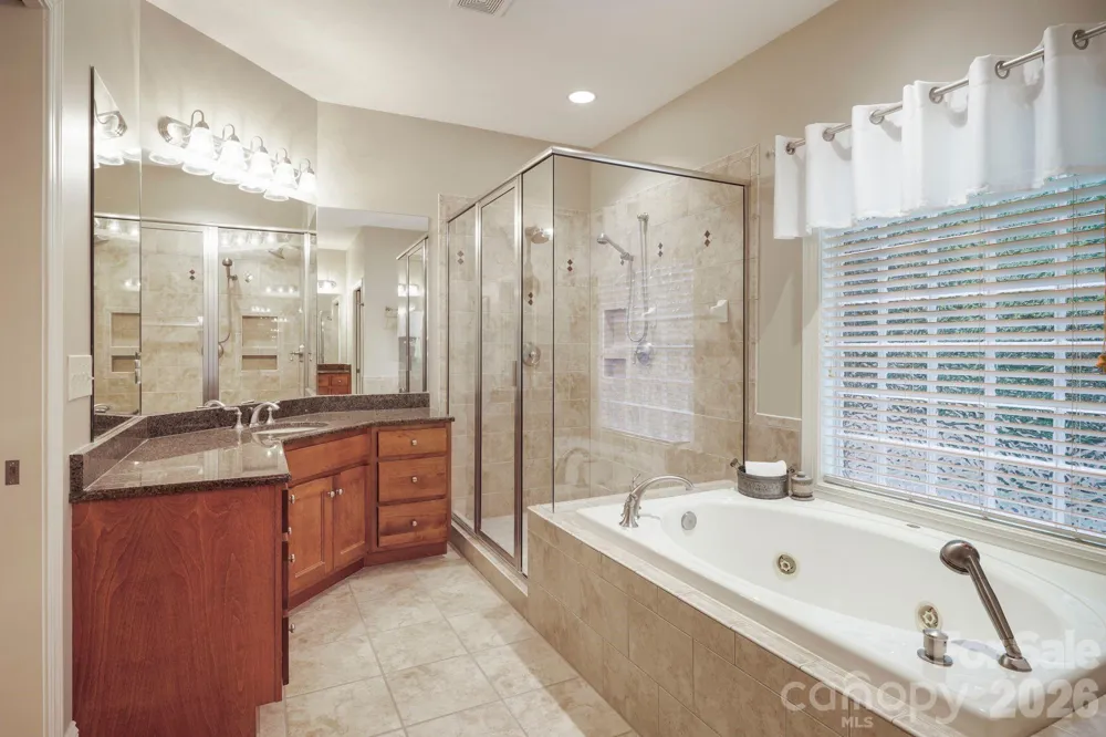 4325 Artesian Cove Court Denver, NC 28037