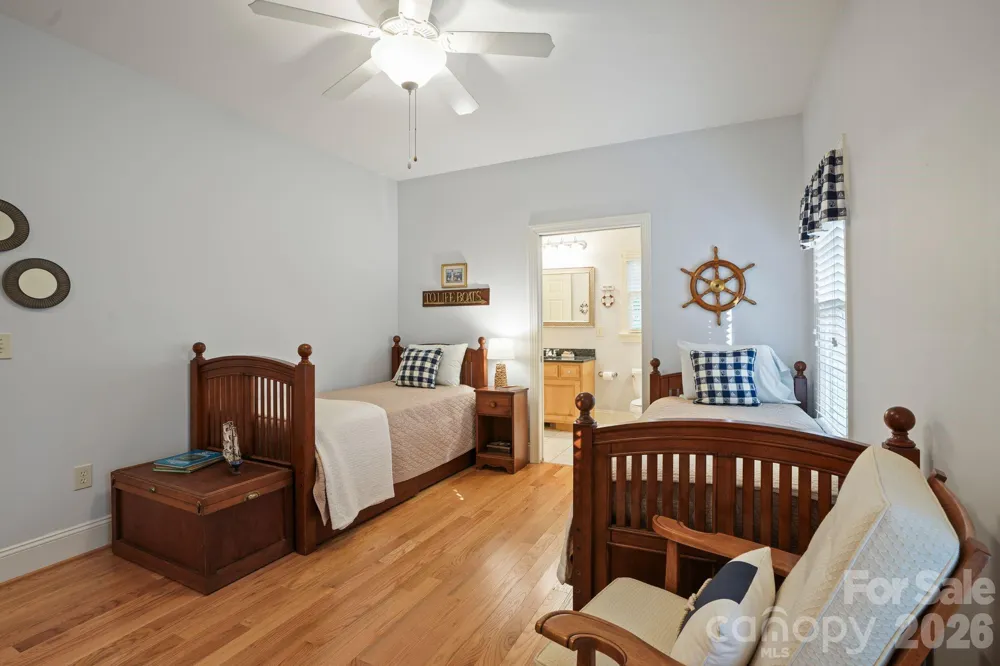 4325 Artesian Cove Court Denver, NC 28037