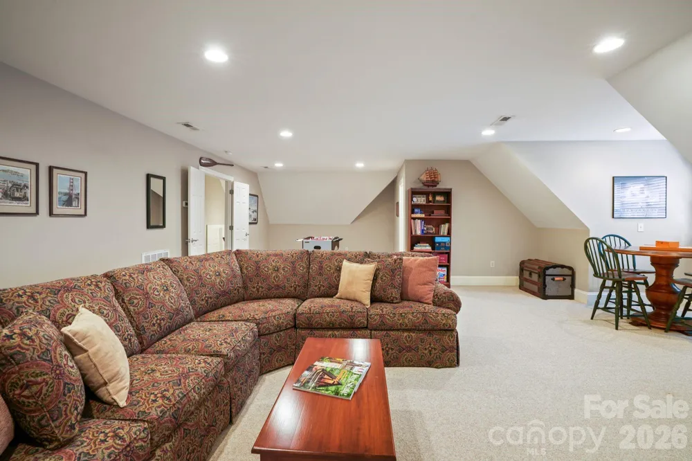 4325 Artesian Cove Court Denver, NC 28037