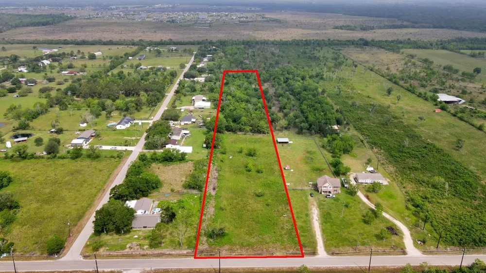 County Road 172 Alvin, TX 77511