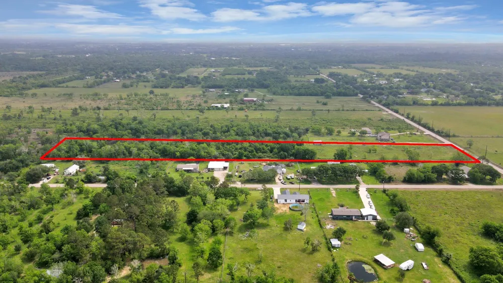 County Road 172 Alvin, TX 77511