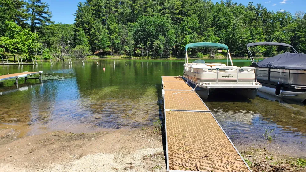 2341 Lake View Avenue East Bay Township, MI 49696