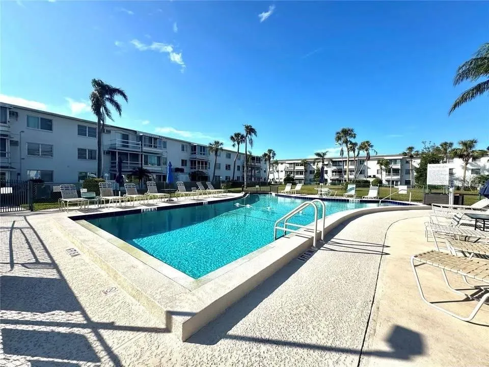 2047 CANAL DRIVE #L6 Bradenton, FL 34207