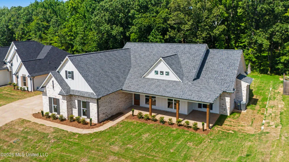 1683 Baisley Drive Nesbit, MS 38651