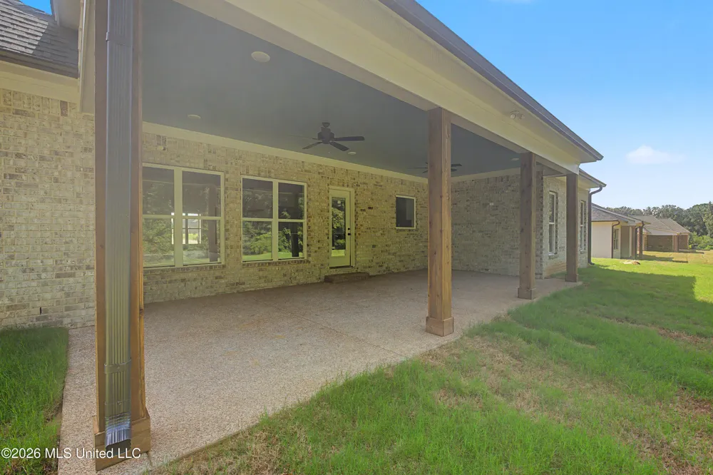 1683 Baisley Drive Nesbit, MS 38651