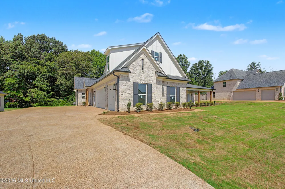 1683 Baisley Drive Nesbit, MS 38651